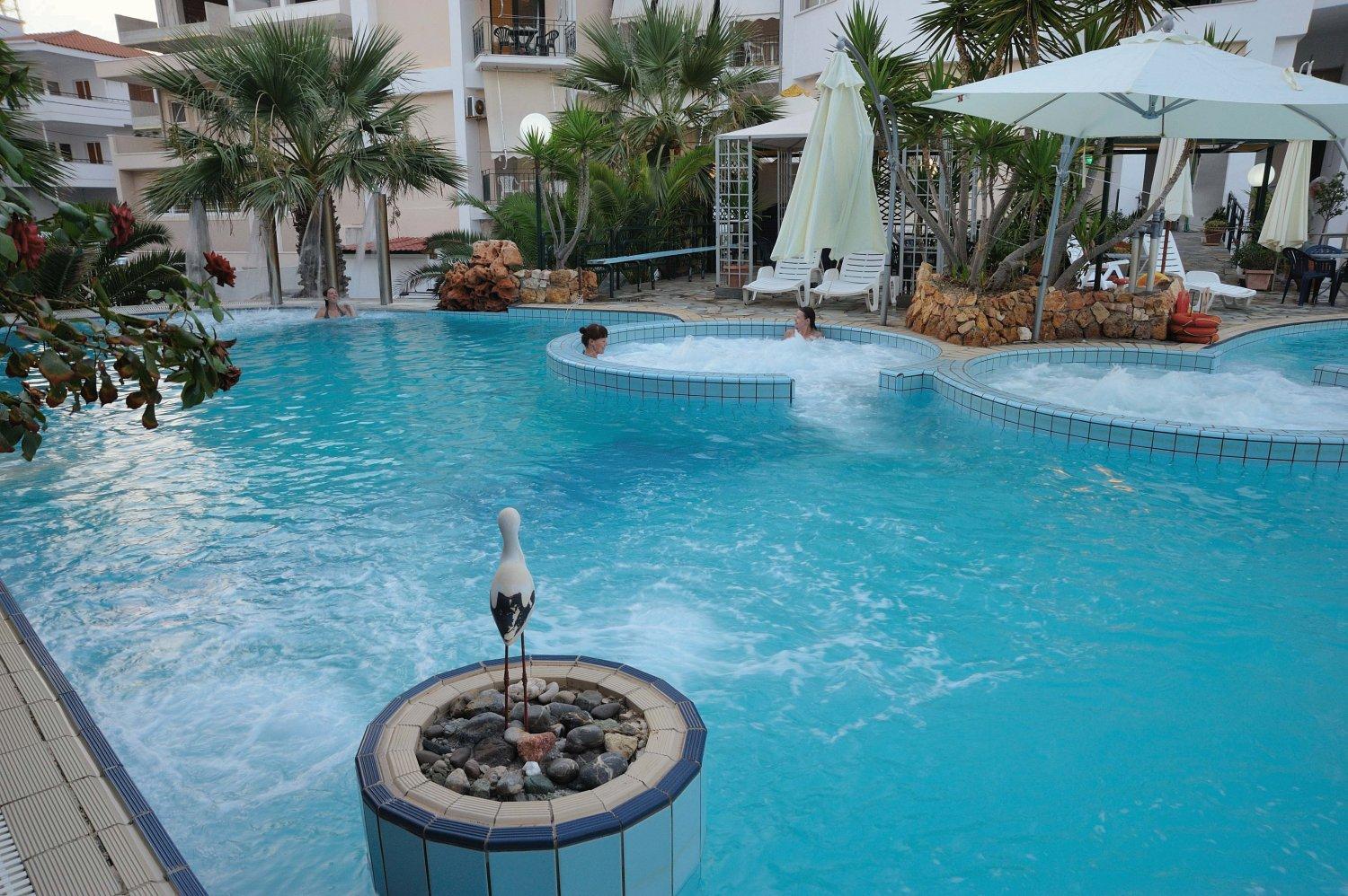 Kentrikon Hotel & Spa لوترا إديبسو المظهر الخارجي الصورة